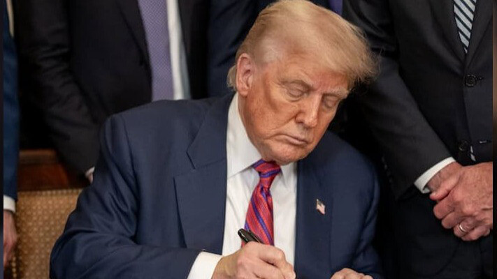 Трамп різко змінює курс щодо України: Франція й світ шоковані новим сигналом