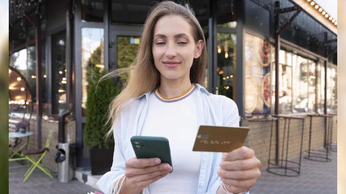Злили схему! Як українці переказують гроші за кордон без банків