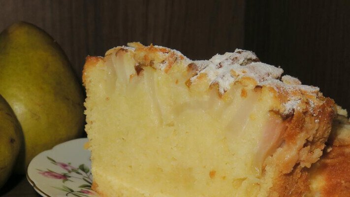 Рецепти:  Смачний ніжний сирний кекс із грушами