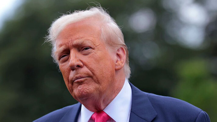 Дві атомні субмарини. Трамп відповів на погрози Медведєва