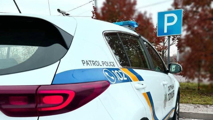 Де не можна паркуватися: нагадування для водіїв