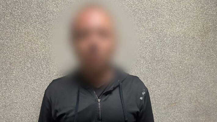 У Харкові 43-річний чоловік під час конфлікту вистрілив у молодого ветерана ЗСУ на протезі та бив його