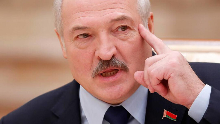 Білорусь формує правову основу для воєнного стану: реакція на війну в Україні