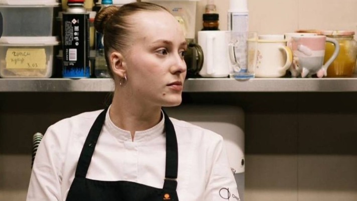 Випускниця, яка постраждала під час атаки на Київ, отримала квартиру (ВІДЕО)
