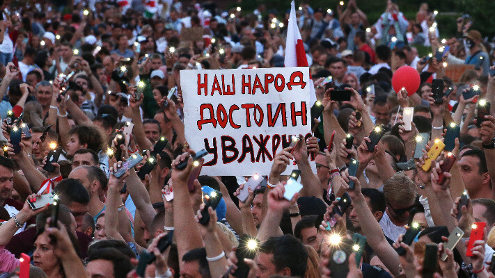 Як 5 років тому білоруси втратили країну