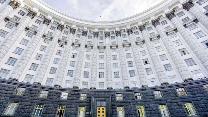 Пенсіонери повертаються до роботи: держава відкрила доступ до «Армії відновлення»