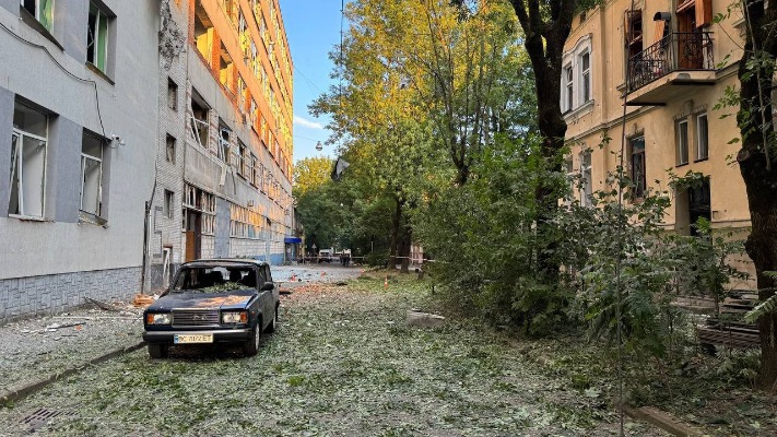 Росіяни комбіновано атакували Львів: загинула людина, є травмовані