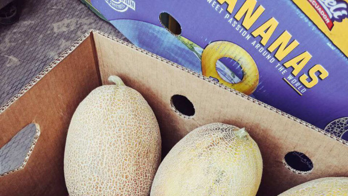 В окупованому Генічеську низькі ціни лише на власну продукцію