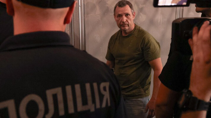 У справі вбивства Парубія “розповідь про люблячого батька – вигадка і легенда”: підозрюваний і матір загиблого “Лемберґа” 27 років як розійшлися
