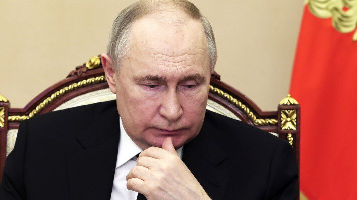 Нахабство без меж: путін хоче бачити Зеленського тільки у москві