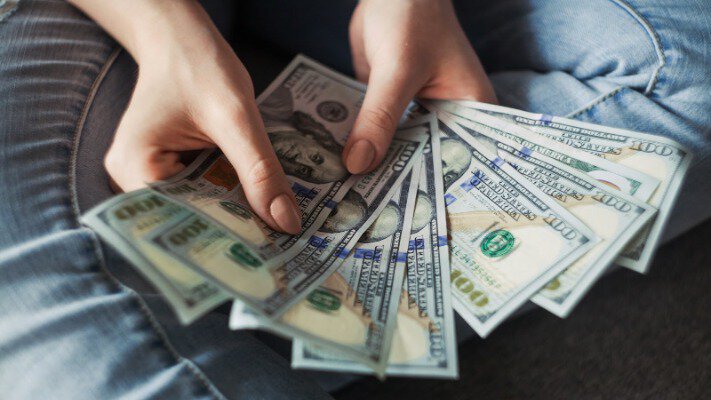 Банки приховують це: як узяти до 10 млн грн під заставу квартири у 2025 році