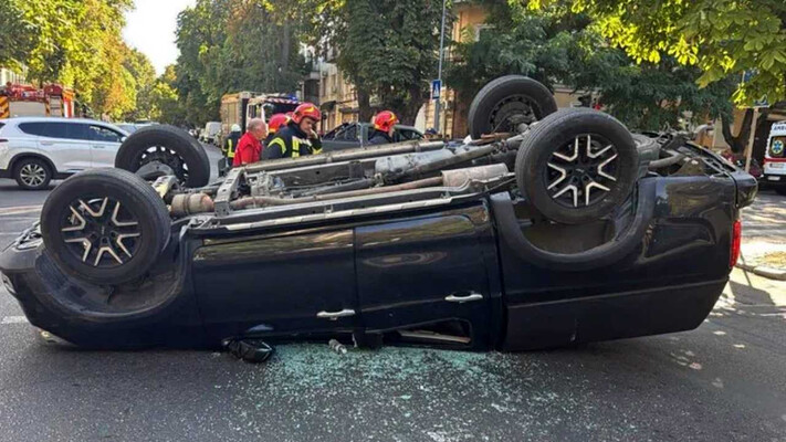 Охорона Порошенка спричинила жорстку аварію в Одесі (фото)