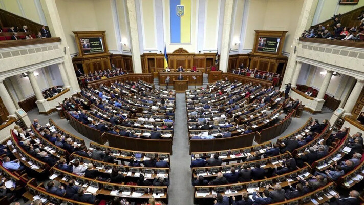 Рада відновила прямі трансляції засідань на каналі «Рада»