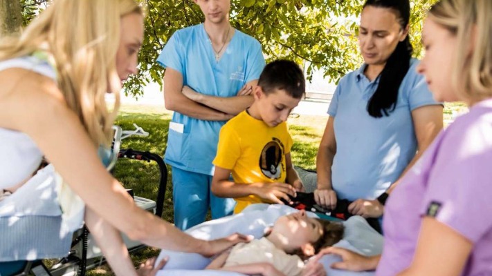 Історія трьох дітей, які прожили рік без дорослих: Прокуратура розпочала розслідування