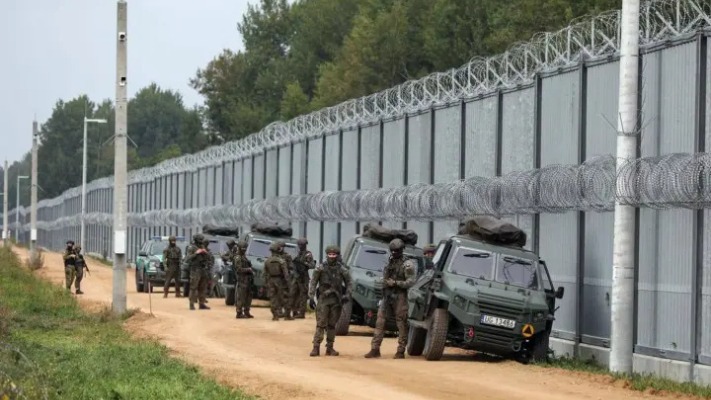 Польща відкрила кордон з Білоруссю. На КПП утворились черги
