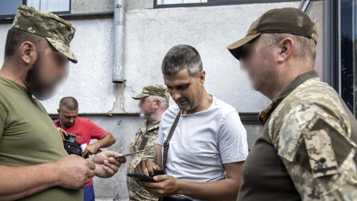 ТЦК візьмуть на облік усіх: для українців 25-60 років змінили правила мобілізації