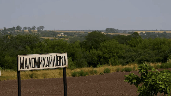У мережі показали жахливі кадри з прифронтового села на Дніпропетровщині після чергової атаки (Відео)