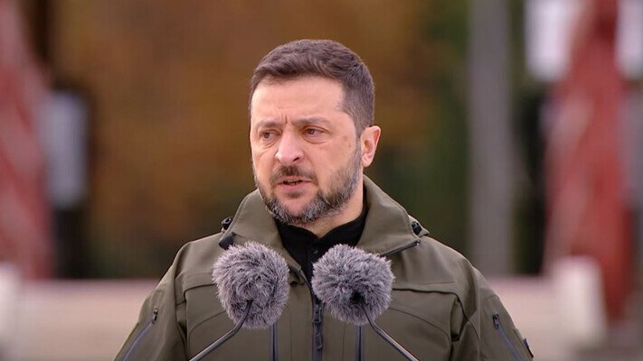 “Всі спроби стерти Україну і українців завершувалися тим, що ворожі імперії розсипались”, – Зеленський (ВІДЕО)