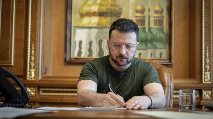 Президент присвоїв статус міст-героїв ще 16 українським містам, серед яких Суми і Куп'янськ