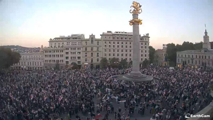 У Грузії поліція розігнала протестувальників за допомогою водометів
