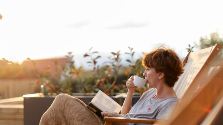 Коли найкраще пити каву для підтримки енергії, травлення та здорового сну: поради експертів