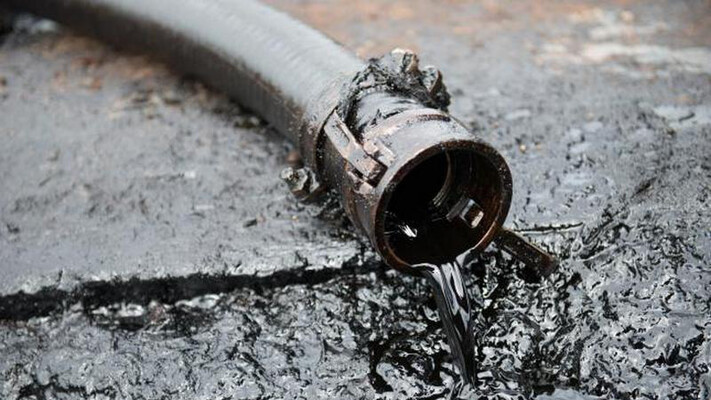 Індія почала платити за російську нафту в юанях, – Reuters