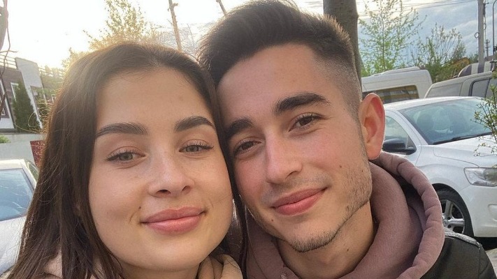 Український співак відповів на чутки, що розлучився з дружиною через іншого чоловіка