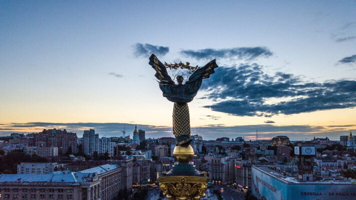 Росіяни масовано атакували Київ: лівий берег без світла