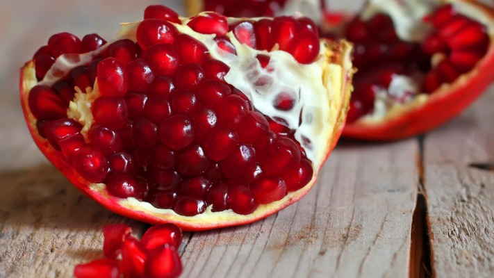 Вітамінна бомба. 10 причин їсти гранат і 4 причини цього не робити
