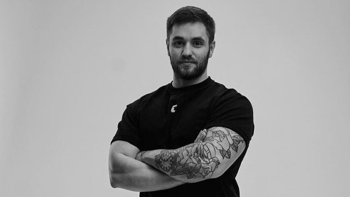 У Києві в авто виявили тіло блогера з простреленою головою: що каже поліція