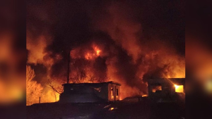 Росіяни знову били по мирних: у Чугуєві дрони зруйнували навчальний заклад, є жертви