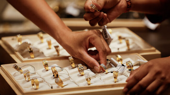 Золото б’є рекорди на тлі торгового протистояння США і Китаю