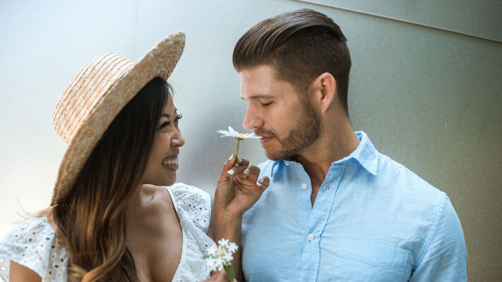 Психологи розповіли, як можна добитися почуттів, вчинків та подарунків від чоловіка