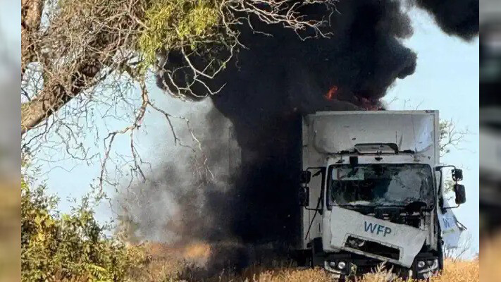 Російські виродки вдарили по вантажівках гуманітарної місії ООН на Херсонщині