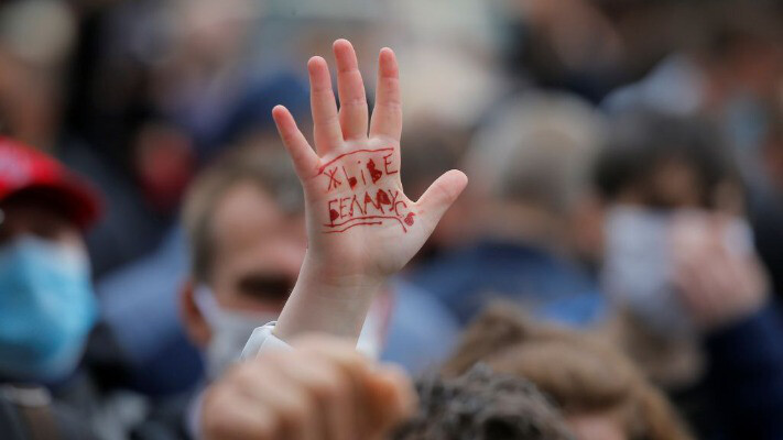 Білоруси дедалі менше бачать спільного з росією