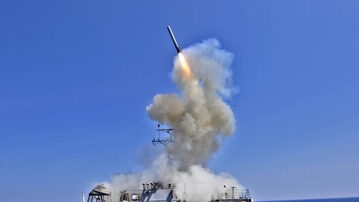 Є «томагавки», здатні «коротити» електромережі у цілих містах, – американіст Довгополий