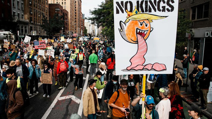 У США відбуваються масові протести проти Трампа