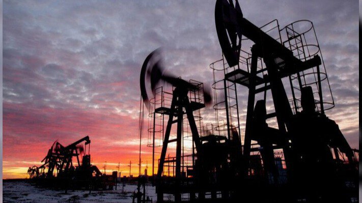 Китайські НПЗ перестали купувати російську нафту через санкції США, – ЗМІ