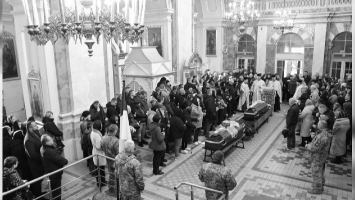 У Луцьку попрощалися із загиблим підполковником поліції та снайпером