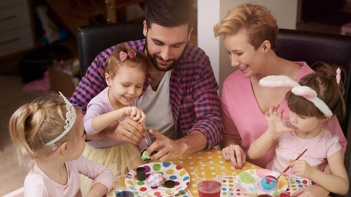 Сімейна магія у банці: як вигадати 50 ідей для веселих вихідних