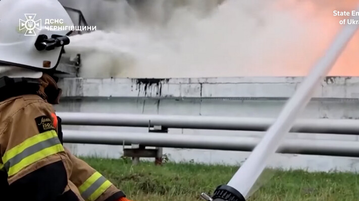 Україна намагається обійти російську оборону за допомогою атак дронів (ВІДЕО)