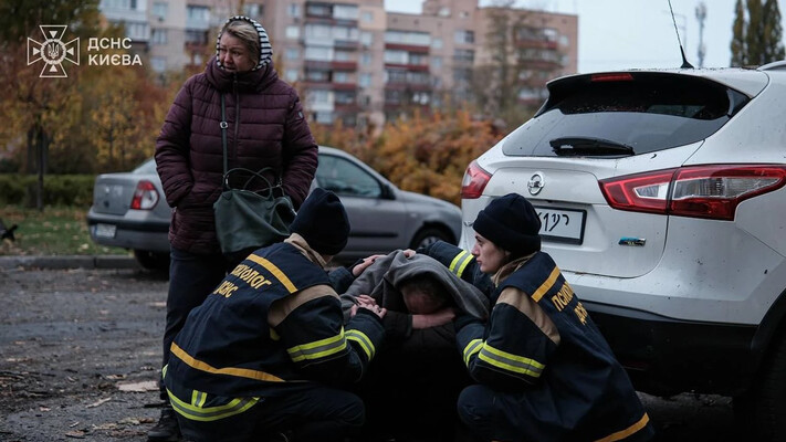 Київ під ворожим ударом: що відомо про жертв та поранених