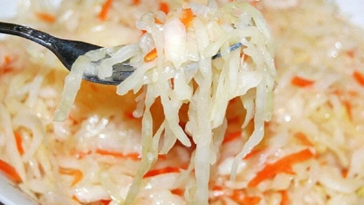 Квашена капуста: користь, про яку зазвичай мовчать (пробіотики і постбіотики) 