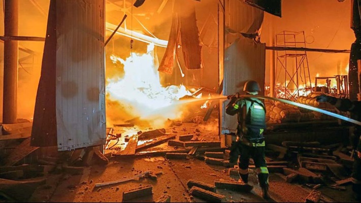 Вогненна ніч на Харківщині: палає цивільне підприємство та учбовий заклад