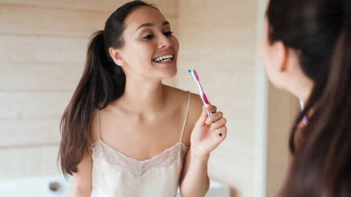 Небезпечні помилки під час чищення зубів